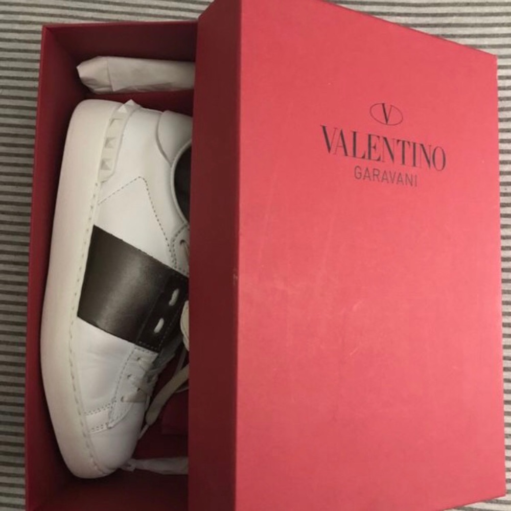 Valentino Sneakers